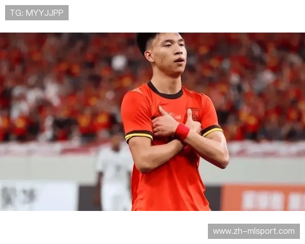 国足中场王钰栋价值解析，李昊未来守门的优势分析，王钰栋足球